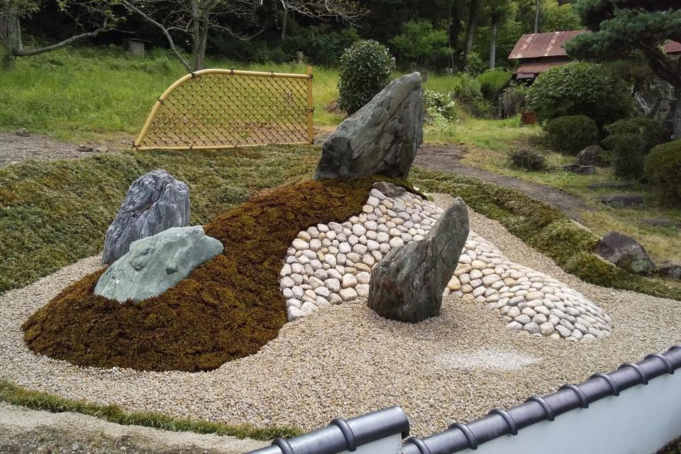 和風造園施工の画像